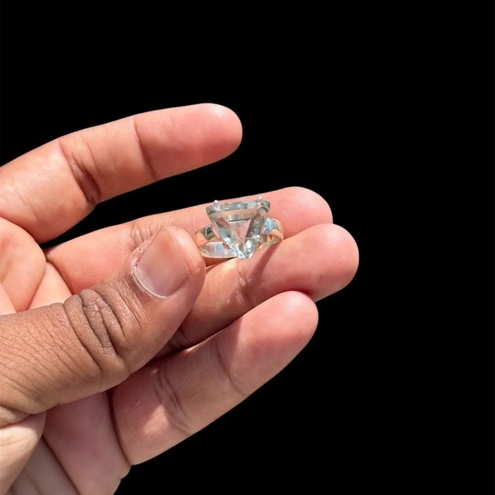 Clear Crystal Quartz Ring – 6 Carat Stone – 925 Sterling Silver – Size 9